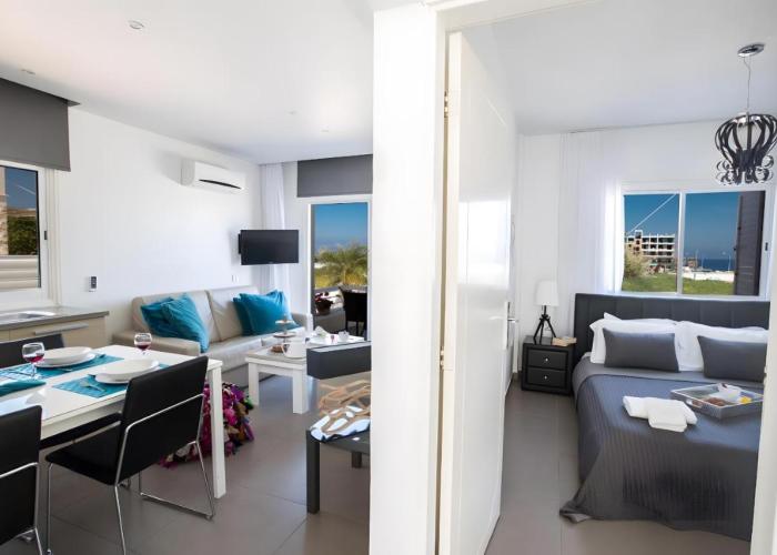 Sun & Sea Seaview Apartment