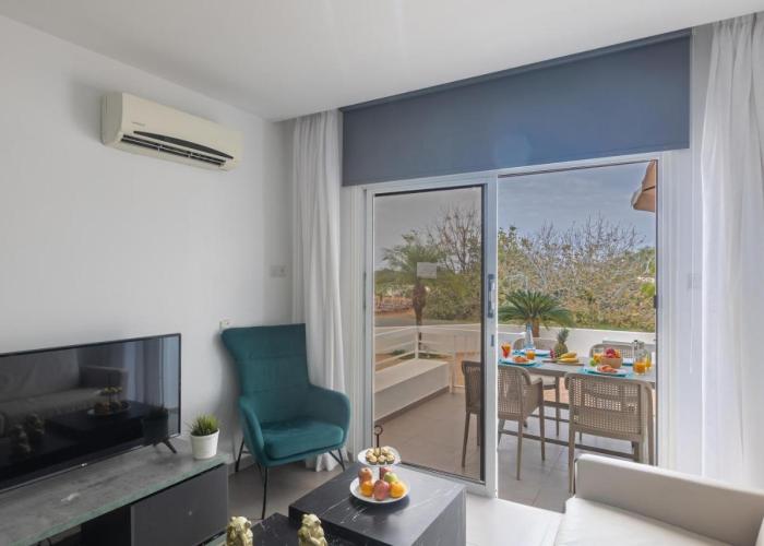 Sun & Sea Seaview Apartment