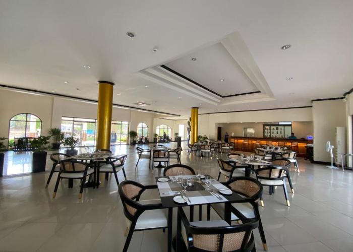 Plaza Del Norte Hotel and Convention Center