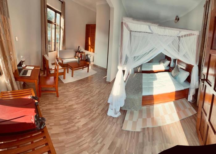 Wademac Arusha Inn Hotel