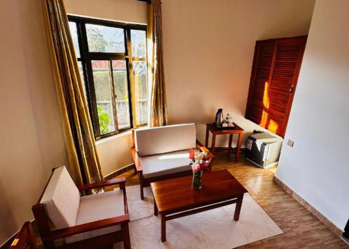 Wademac Arusha Inn Hotel