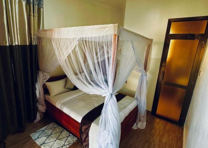 Wademac Arusha Inn Hotel
