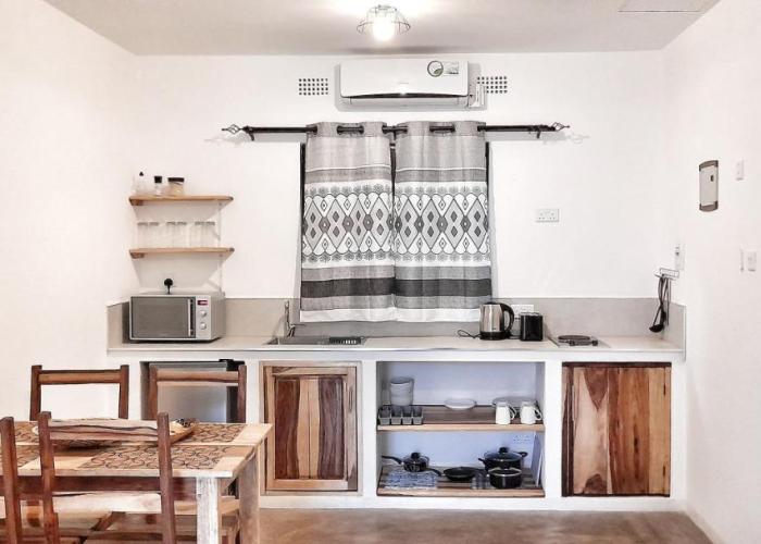 Savanna Tree Apartments - self catering town center