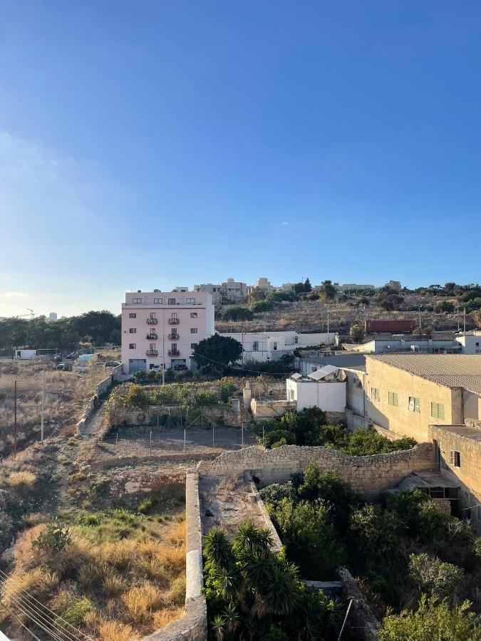 фото Msida Suites