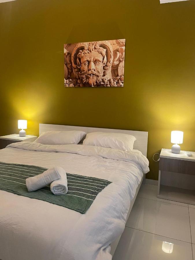 фото Msida Suites