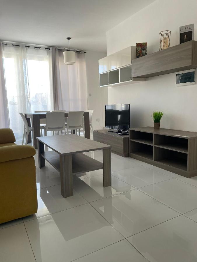 фото Msida Suites