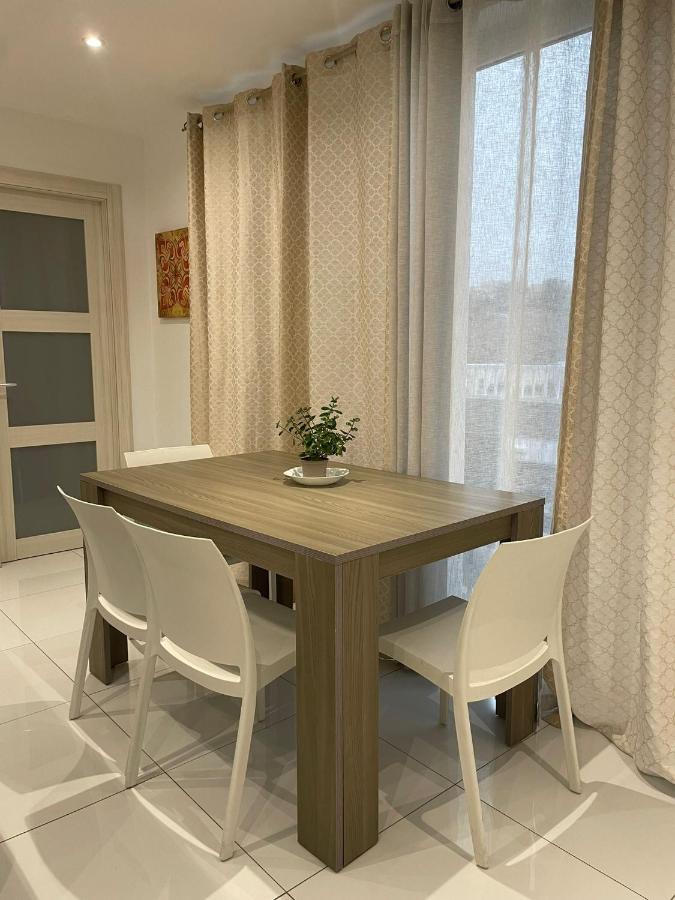 фото Msida Suites
