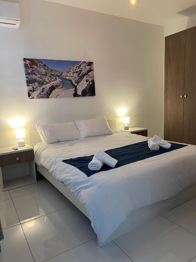 фото Msida Suites