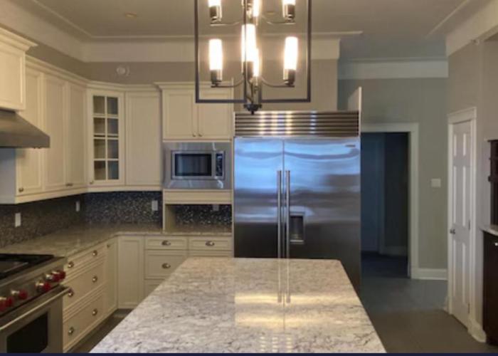 Greystone WaterFront Lux