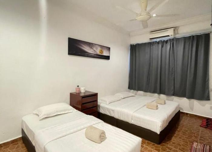 Warisan Family inn @ Seafront