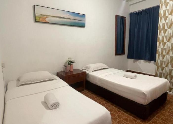 Warisan Family inn @ Seafront