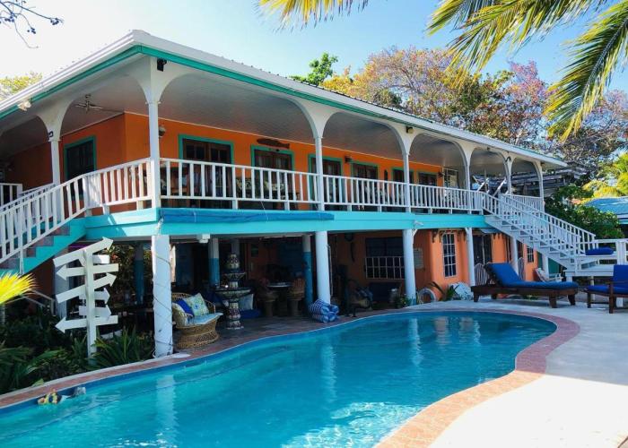 Coral Cove Inn