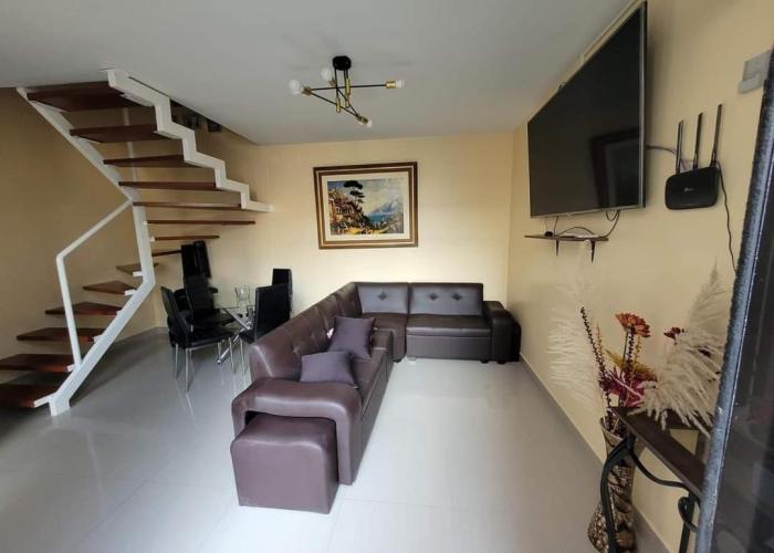 CASA VIP PIURA, piscina privada, full amoblada