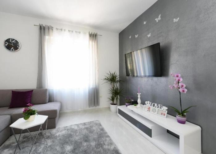 Apartment Lant