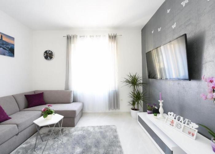 Apartment Lant
