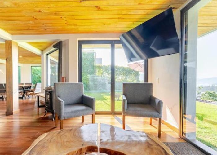 LUXO Casa en Valle de Bravo con jacuzzi y espectacular vista al lago