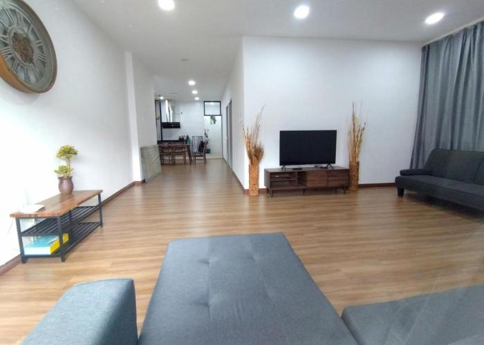 Greenery Studio, Kubot a Sentral