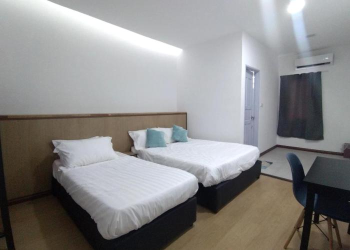 Greenery Studio, Kubot a Sentral