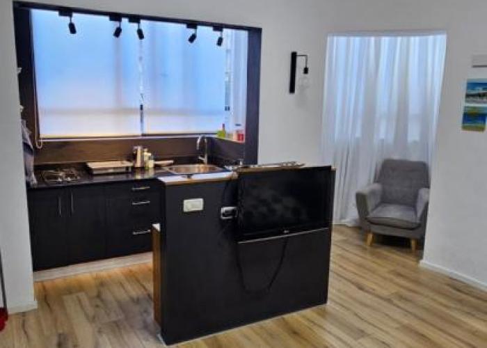 Bright Studio in Shapira