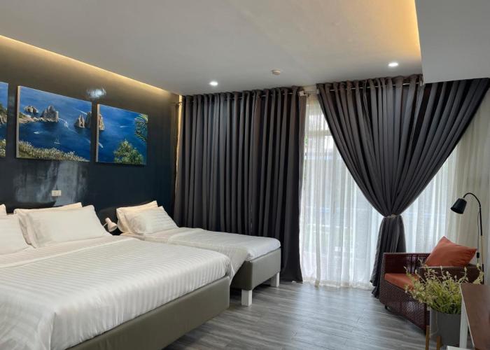 Bella Napoli Resort & Resto