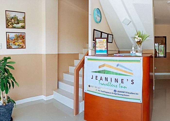 Jeanine's Travellers Inn by RedDoorz