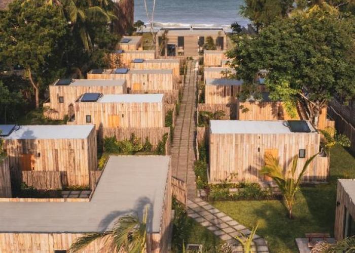 LalaGalu - Beachfront EcoCabins