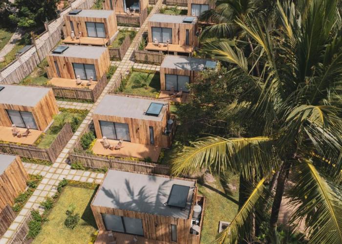 LalaGalu - Beachfront EcoCabins
