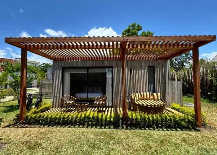 LalaGalu - Beachfront EcoCabins