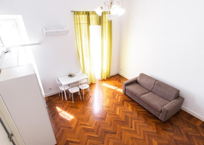 Loft via morosini centro Varese - IXIHOME