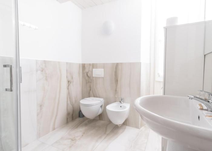 Loft via morosini centro Varese - IXIHOME