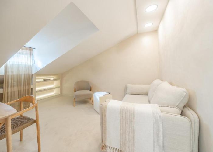 lo͝or luxury retreat