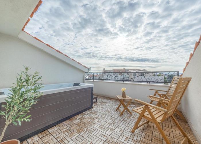 lo͝or luxury retreat
