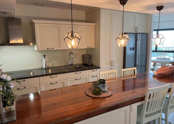 Gorgeous 2BR Apt heart of Jaffa! 3 mins to beach