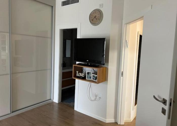 Gorgeous 2BR Apt heart of Jaffa! 3 mins to beach
