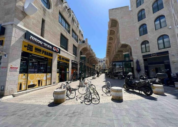 Gorgeous 2BR Apt heart of Jaffa! 3 mins to beach