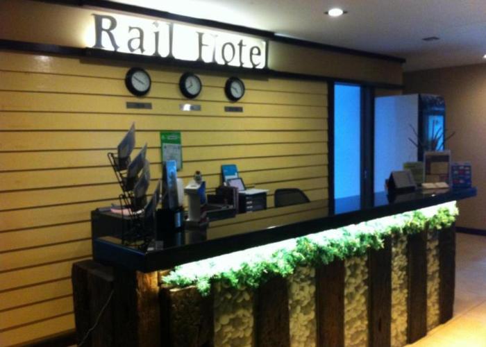 Capital O Rail Hotel