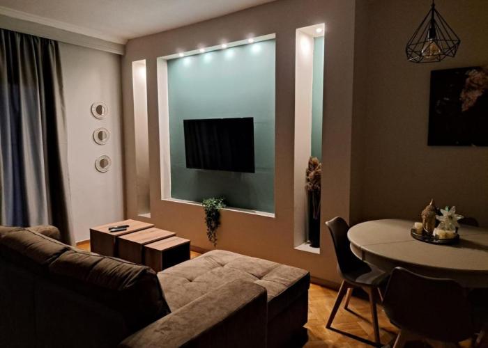 Gnaios penthouse