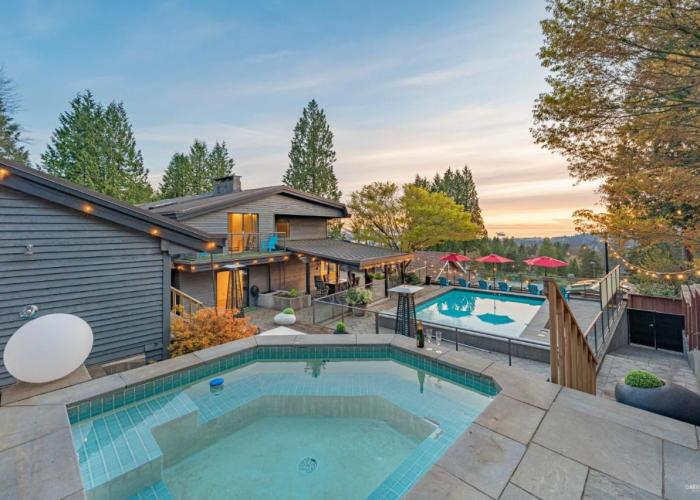 Cypress: Private Bedroom/Bathroom/Office, with Shared Pool, Hot tub