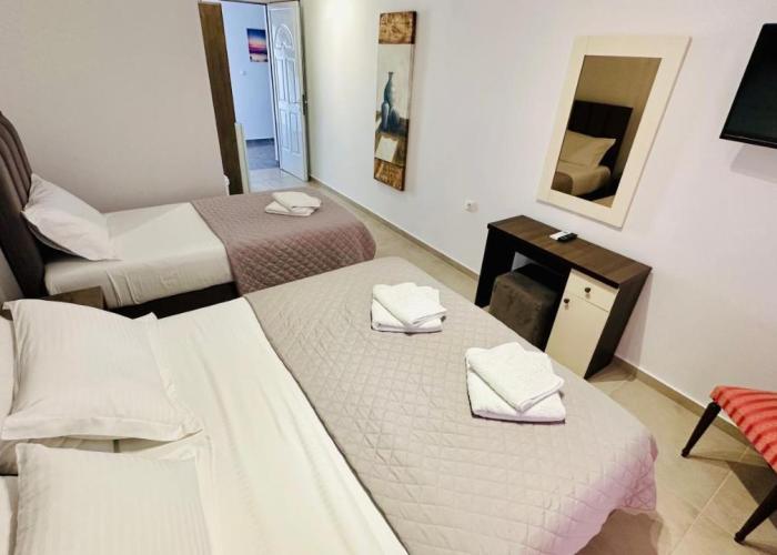 VANGJELIS HOTEL