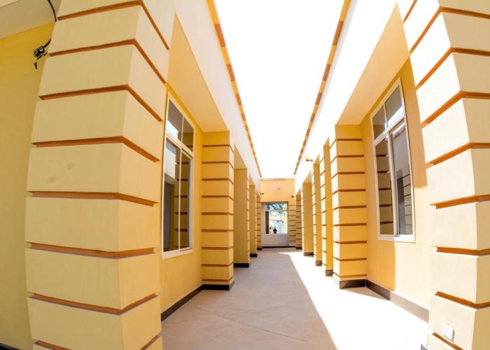 BEZINDA LODGE