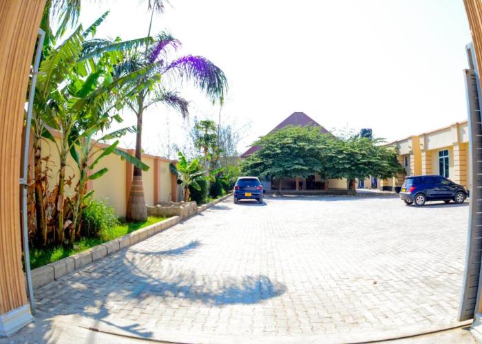 BEZINDA LODGE
