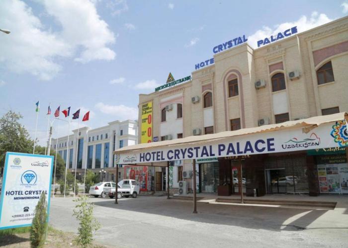 Hotel crystal palace