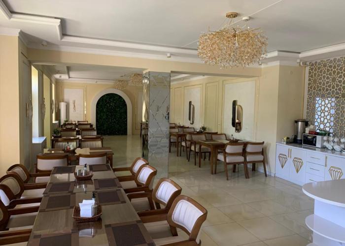 Hotel crystal palace