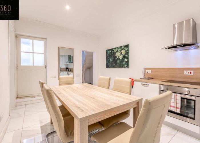 Mesmerising Views for a 2BR APT in the Capital by 360 Estates
