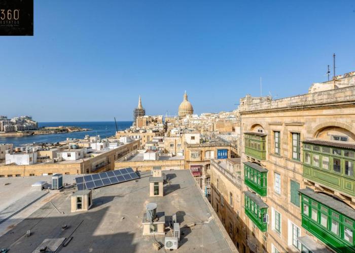 Mesmerising Views for a 2BR APT in the Capital by 360 Estates