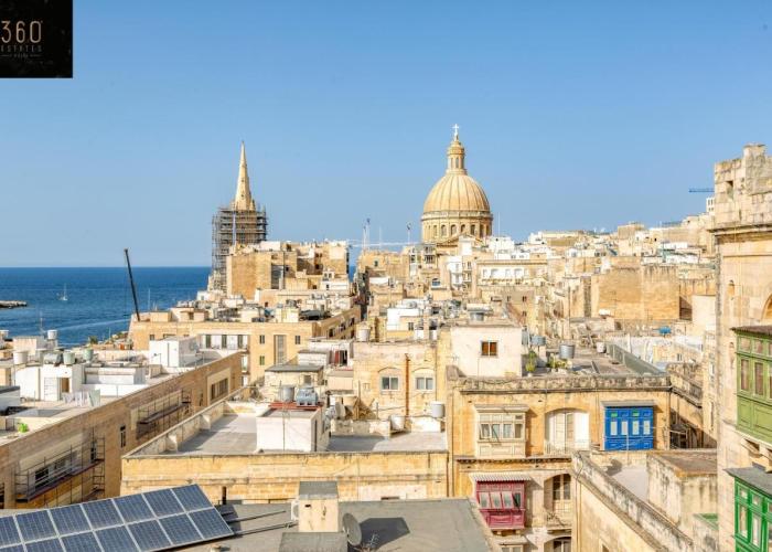 Mesmerising Views for a 2BR APT in the Capital by 360 Estates