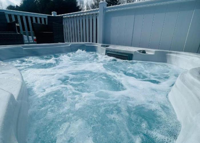 Evergreen Lodge with Hot Tub