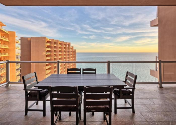 Luxury Oceanview Condo - Las Palomas - Pool, Golf, Sandy Beach !