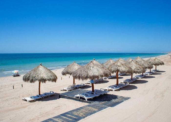 Luxury Oceanview Condo - Las Palomas - Pool, Golf, Sandy Beach !