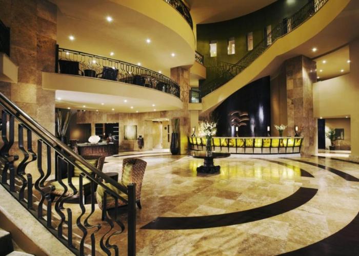 Luxury Oceanview Condo - Las Palomas - Pool, Golf, Sandy Beach !